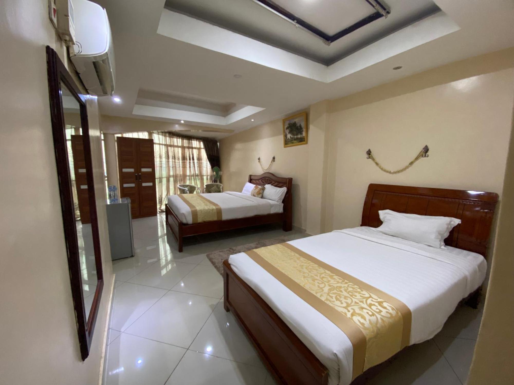 La Grande Hotel Kampala Ngoại thất bức ảnh
